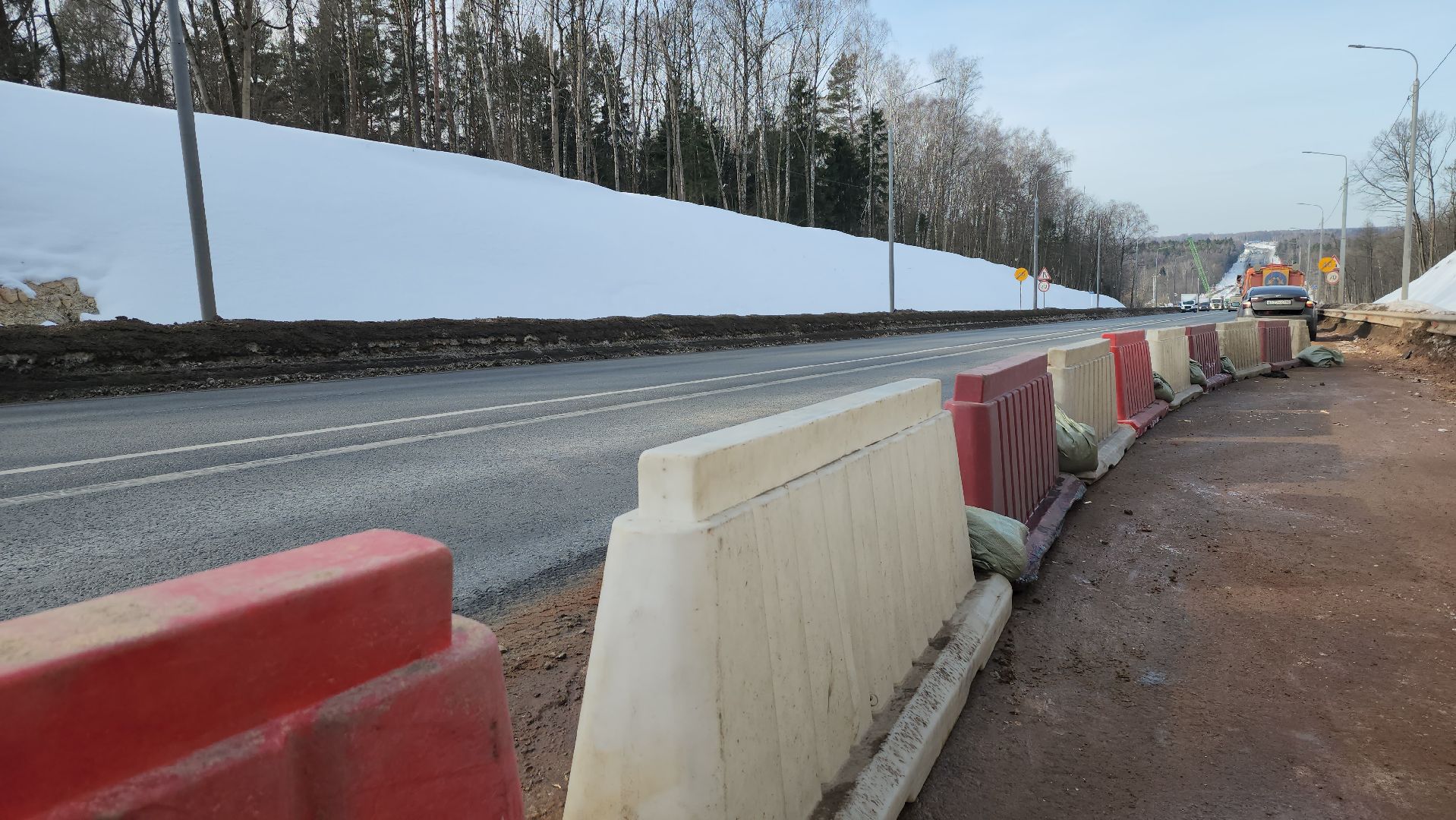 серпухов, строительство дорог, трасса А108, светофоры, габионы,