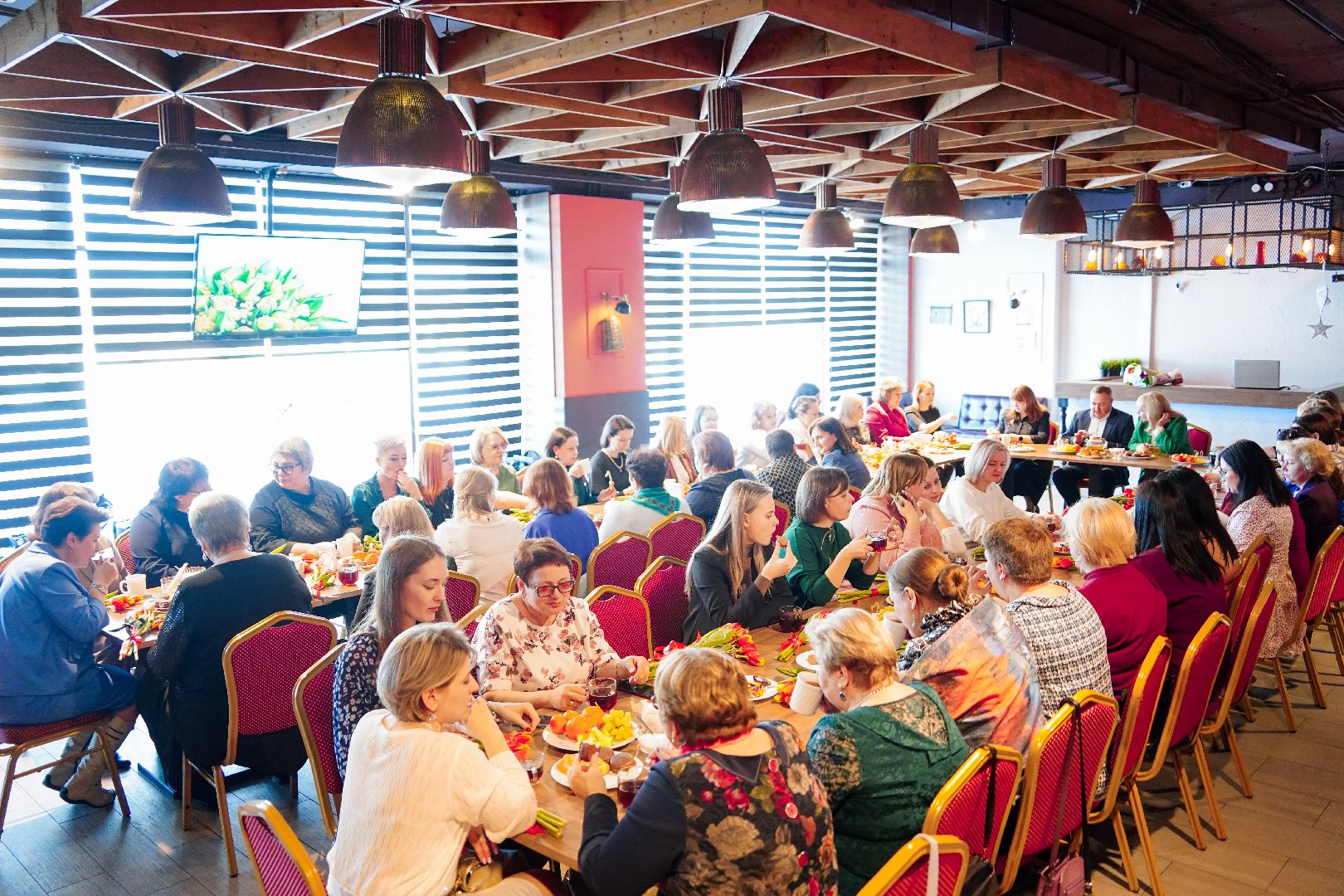 8 марта, международный женский день, Рошаль, Большая Шатура, педагоги Большой Шатуры,