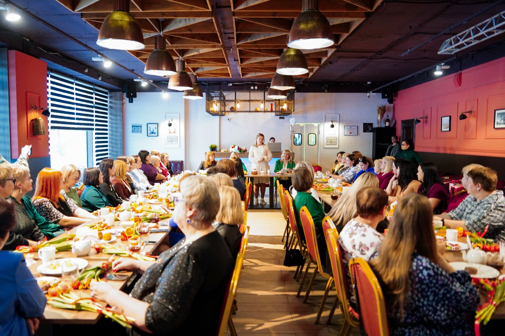 8 марта, международный женский день, Рошаль, Большая Шатура, педагоги Большой Шатуры,