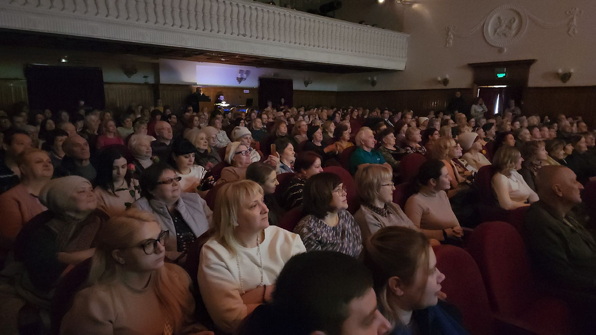 кашира, дк им ленина, концерт, 8 марта, садко, ансамбль русской песни, русские народные танцы,