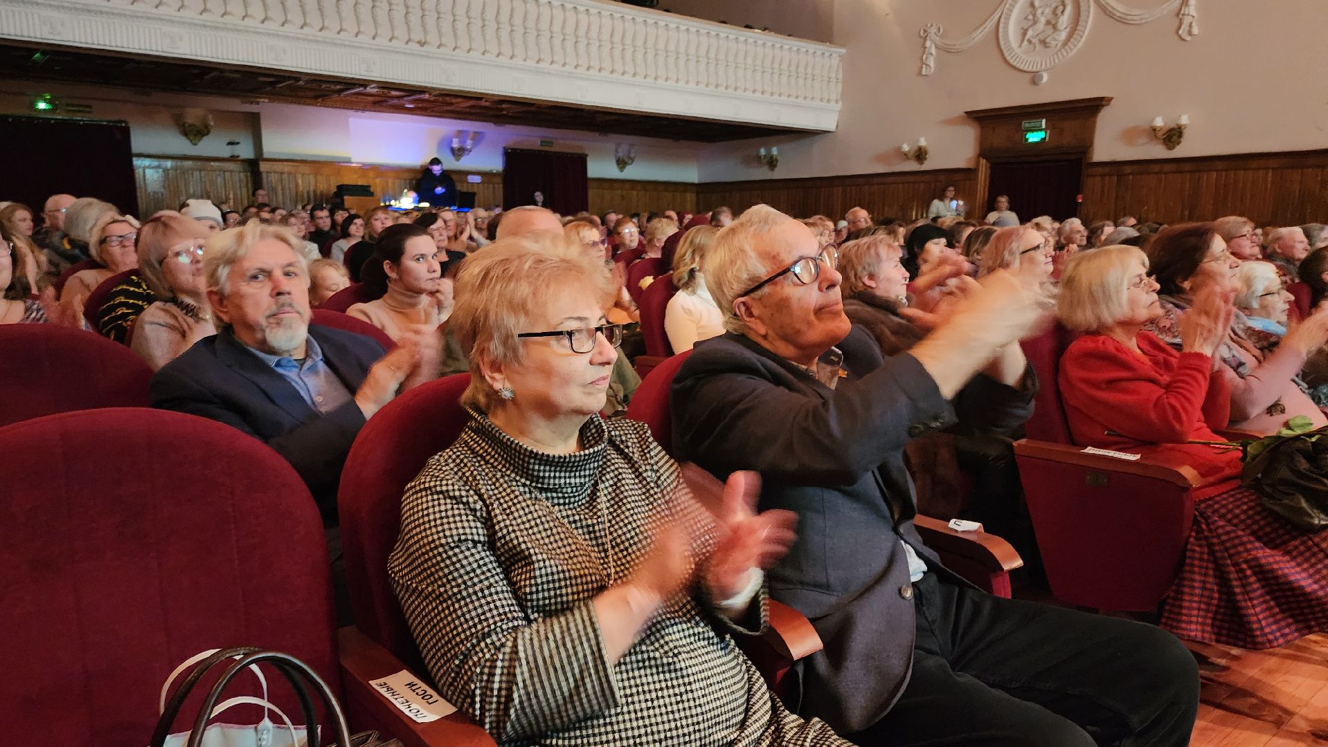 кашира, дк им ленина, концерт, 8 марта, садко, ансамбль русской песни, русские народные танцы,
