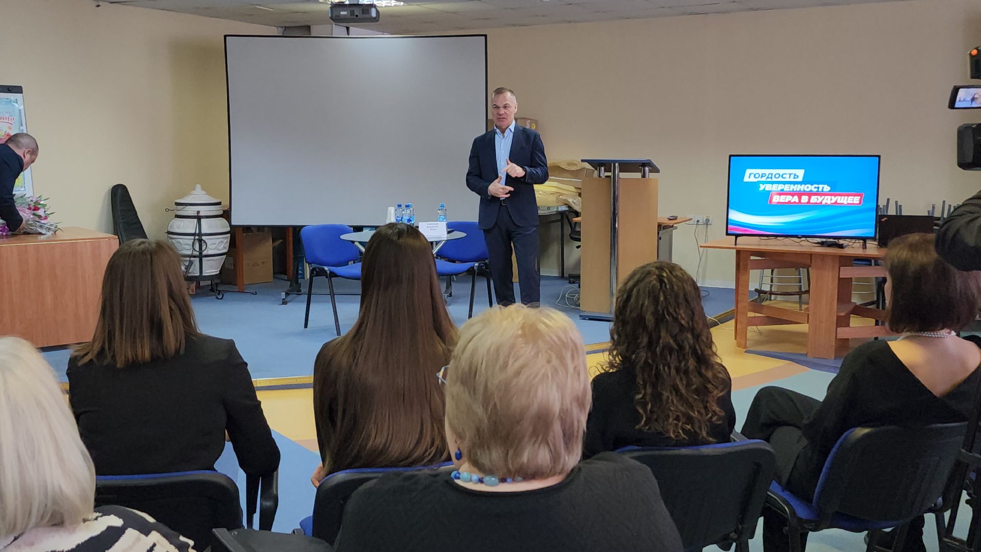 серпухов, универсальные пищевые технологии, 8 марта, депутат госдумы, северное шоссе,