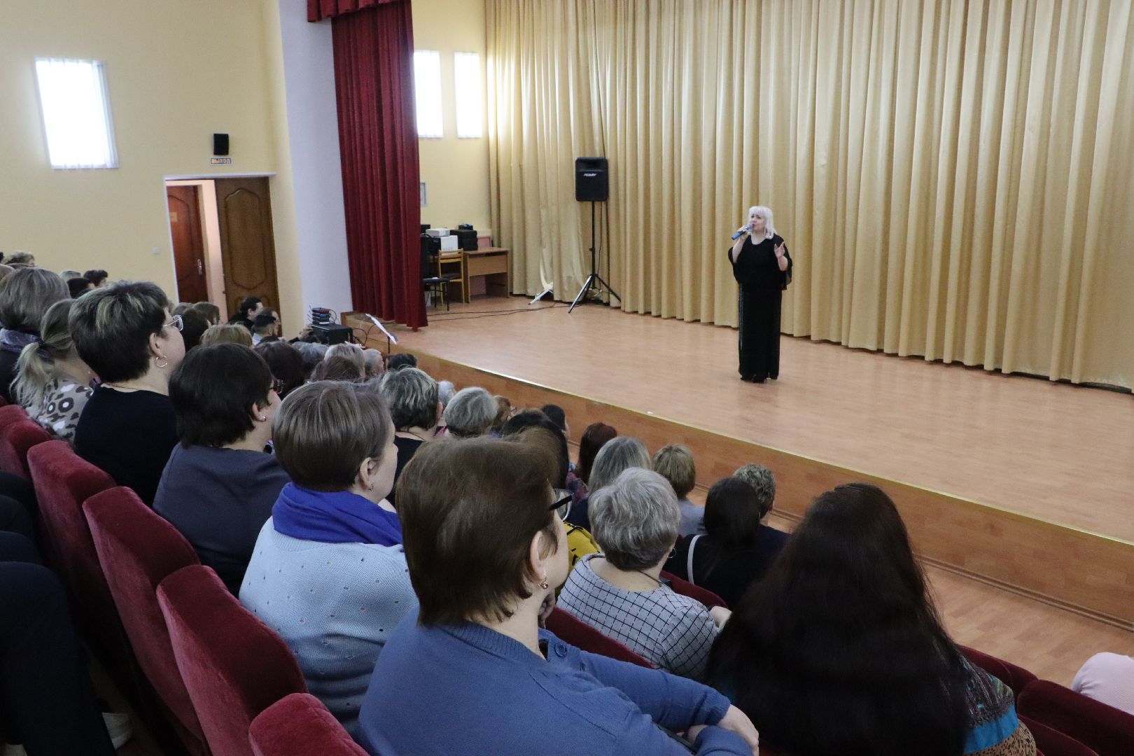 8 марта, жены участников сво, праздничный концерт, международный женский день,