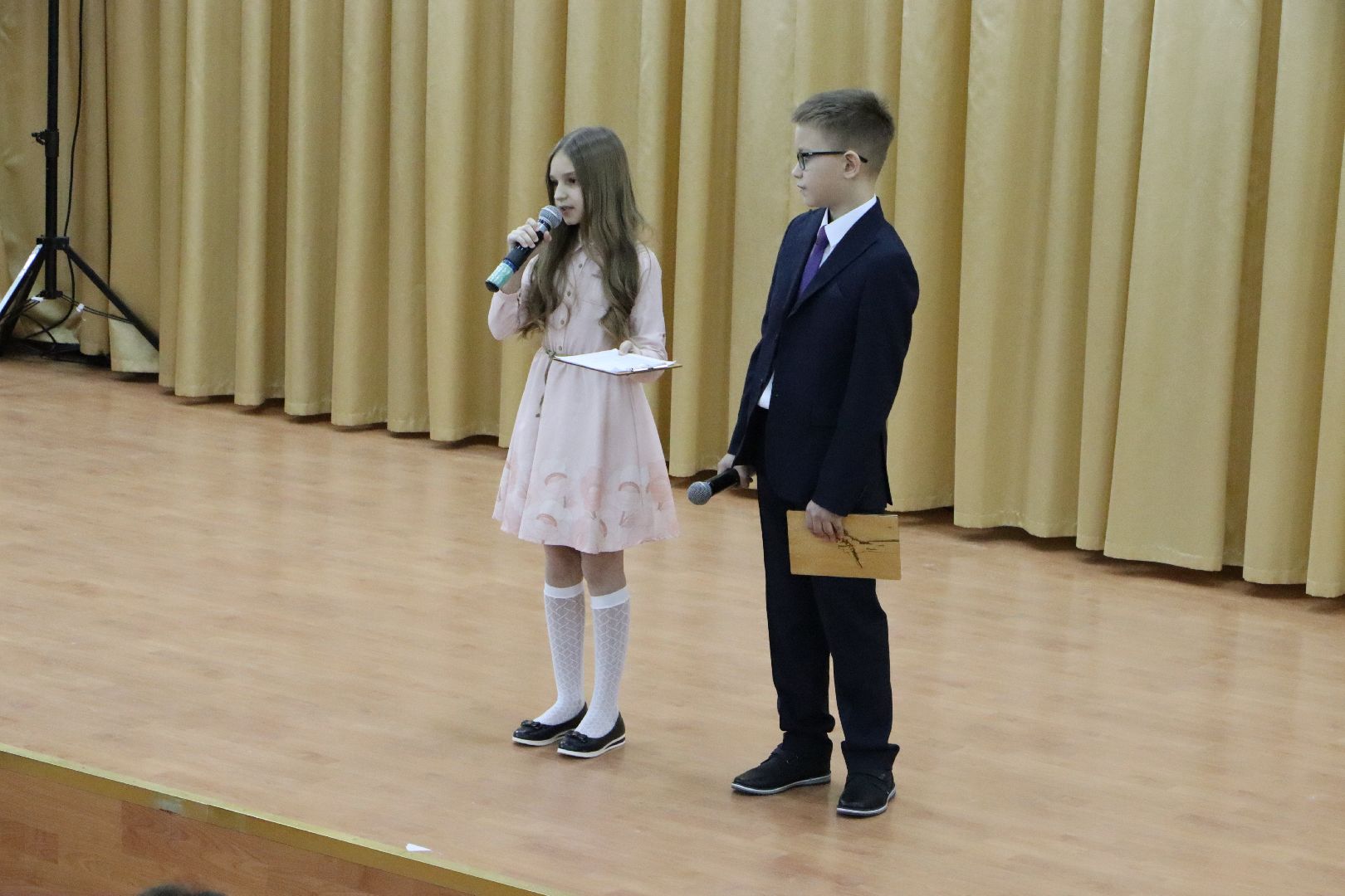 8 марта, жены участников сво, праздничный концерт, международный женский день,