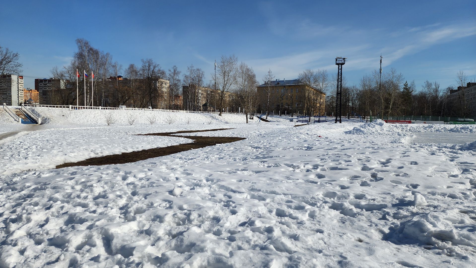 спорт подмосковья, реконструкция стадиона,