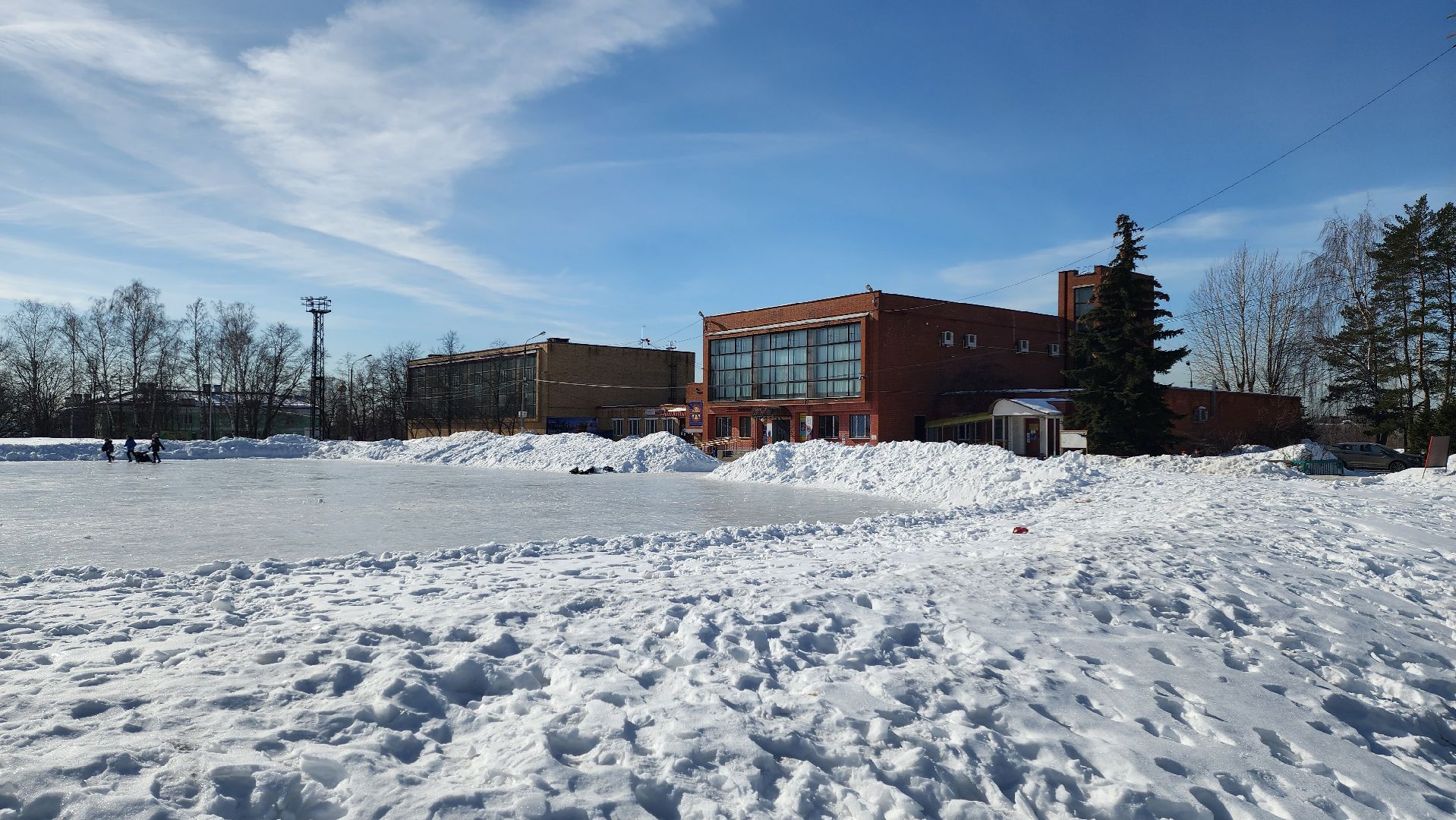 спорт подмосковья, реконструкция стадиона,