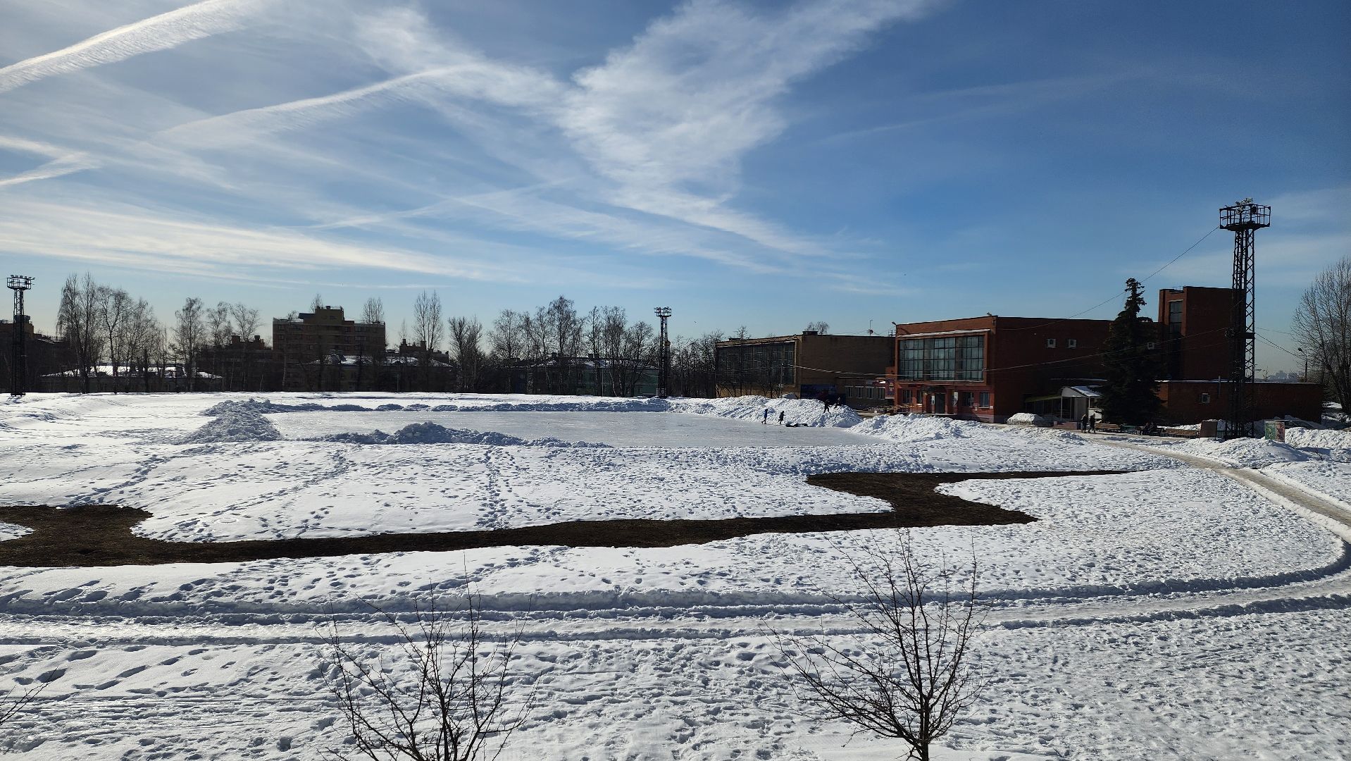 спорт подмосковья, реконструкция стадиона,