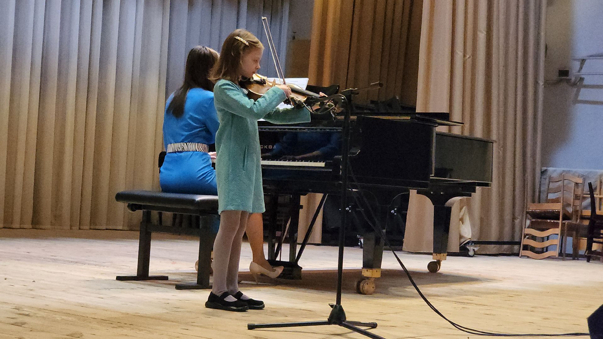 долгопрудный, дши, сценический дебют, первоклашки,