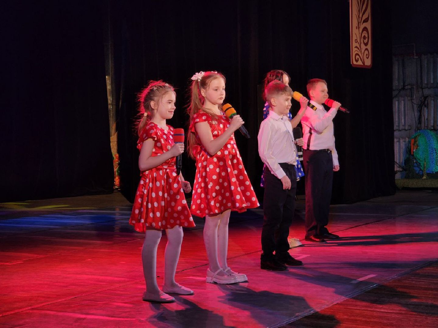 можайск, можайский городской округ, подмосковье, международный женский день, глава муниципалитета, поздравления, праздничный концерт, 8 марта,