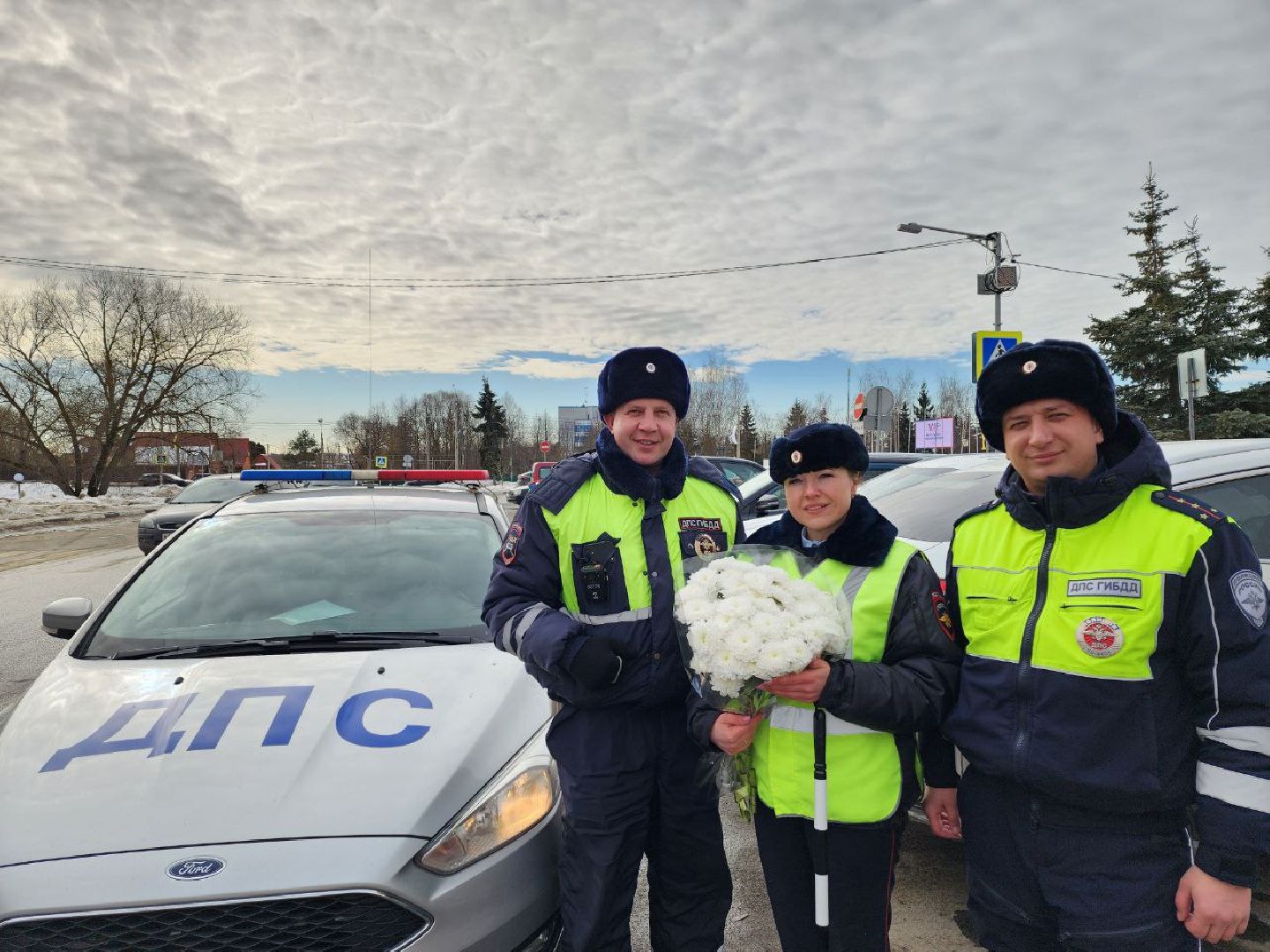 чехов, гибдд, девушка-инспектор, 8 марта, профессия,