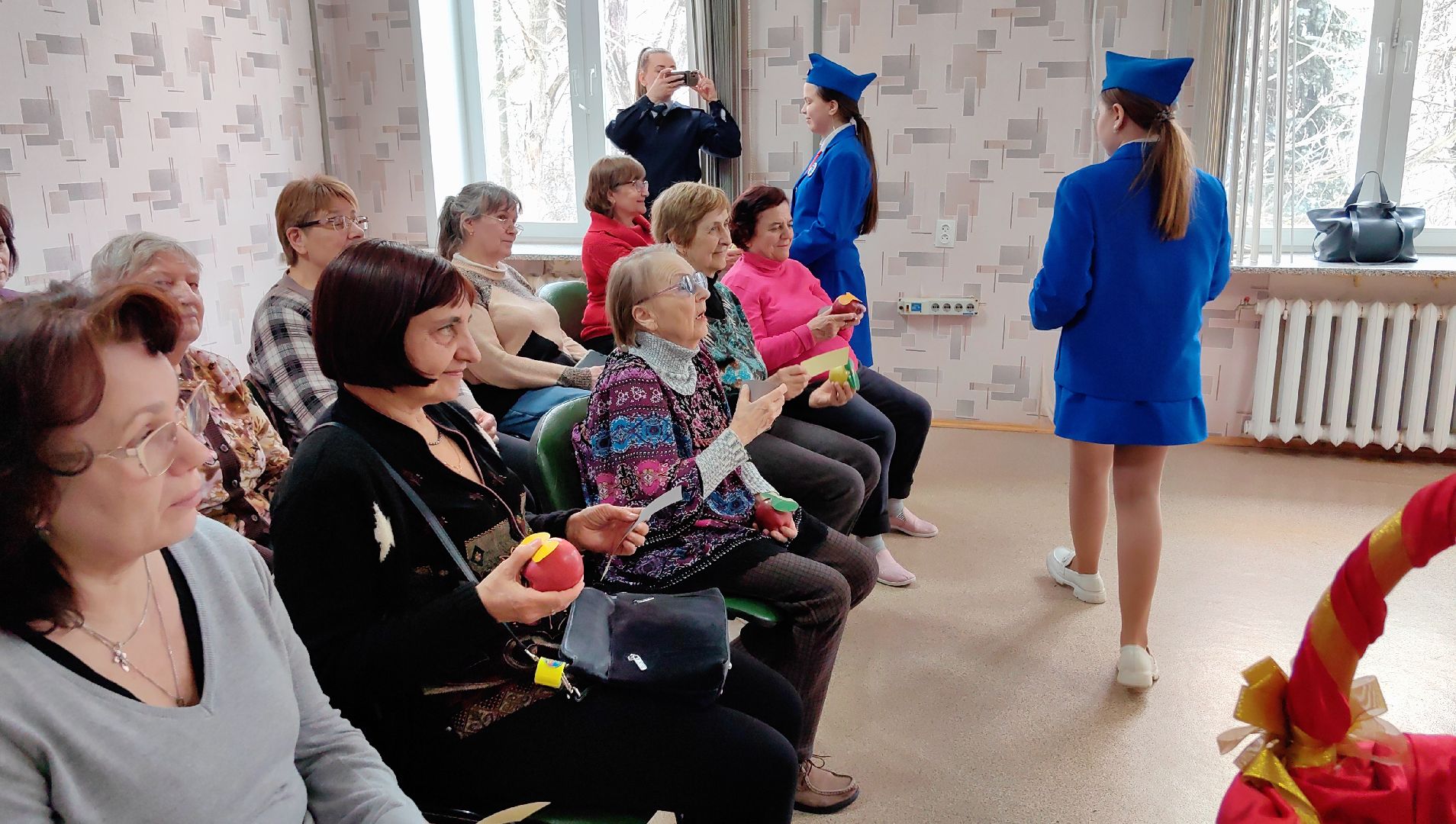 Активное долголетие, 8 Марта, поздравления, юид отряд,