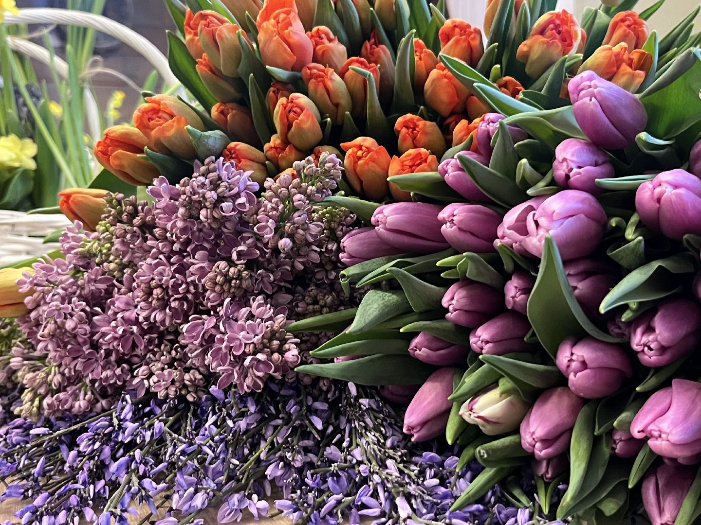 наро-фоминск, язык цветов, женский день, как выбрать цветы,