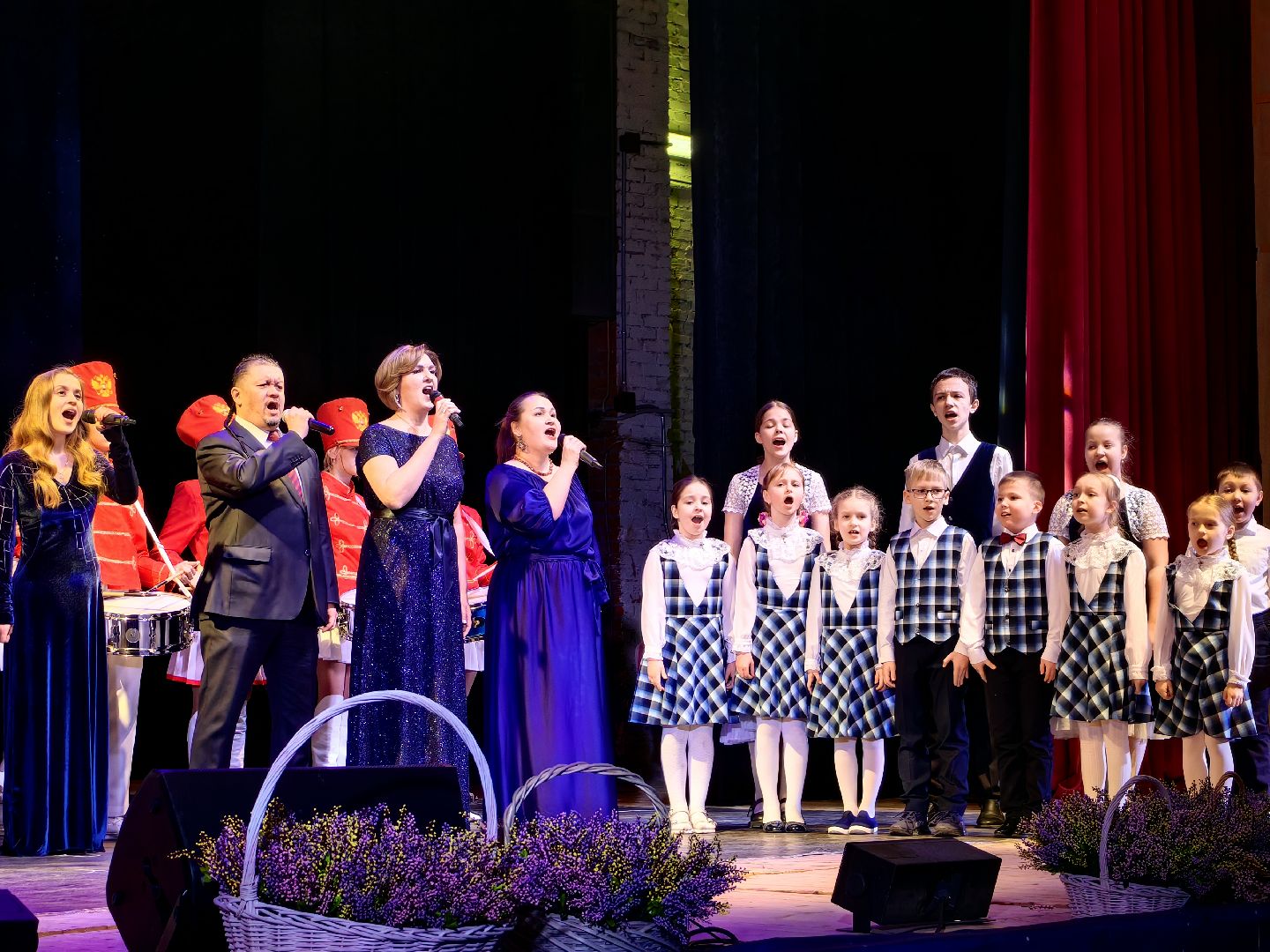 концерт, Юрий Гагарин, космонавт, полет, юбилей,