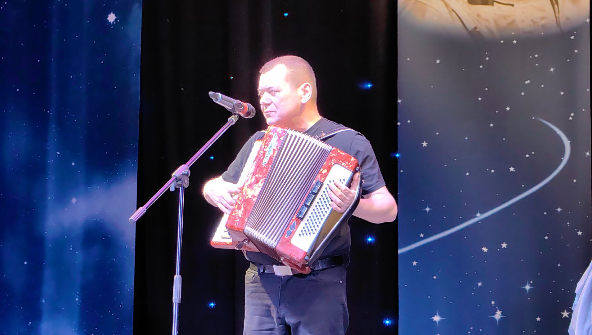 концерт, Юрий Гагарин, космонавт, полет, юбилей,