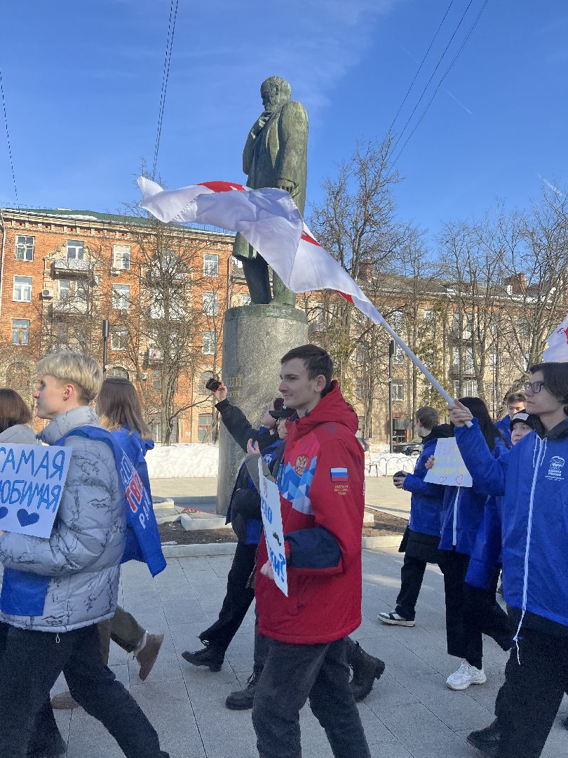 поздравления, 8 марта, праздничное шествие, подарки, цветы, тюльпаны, Жуковский,