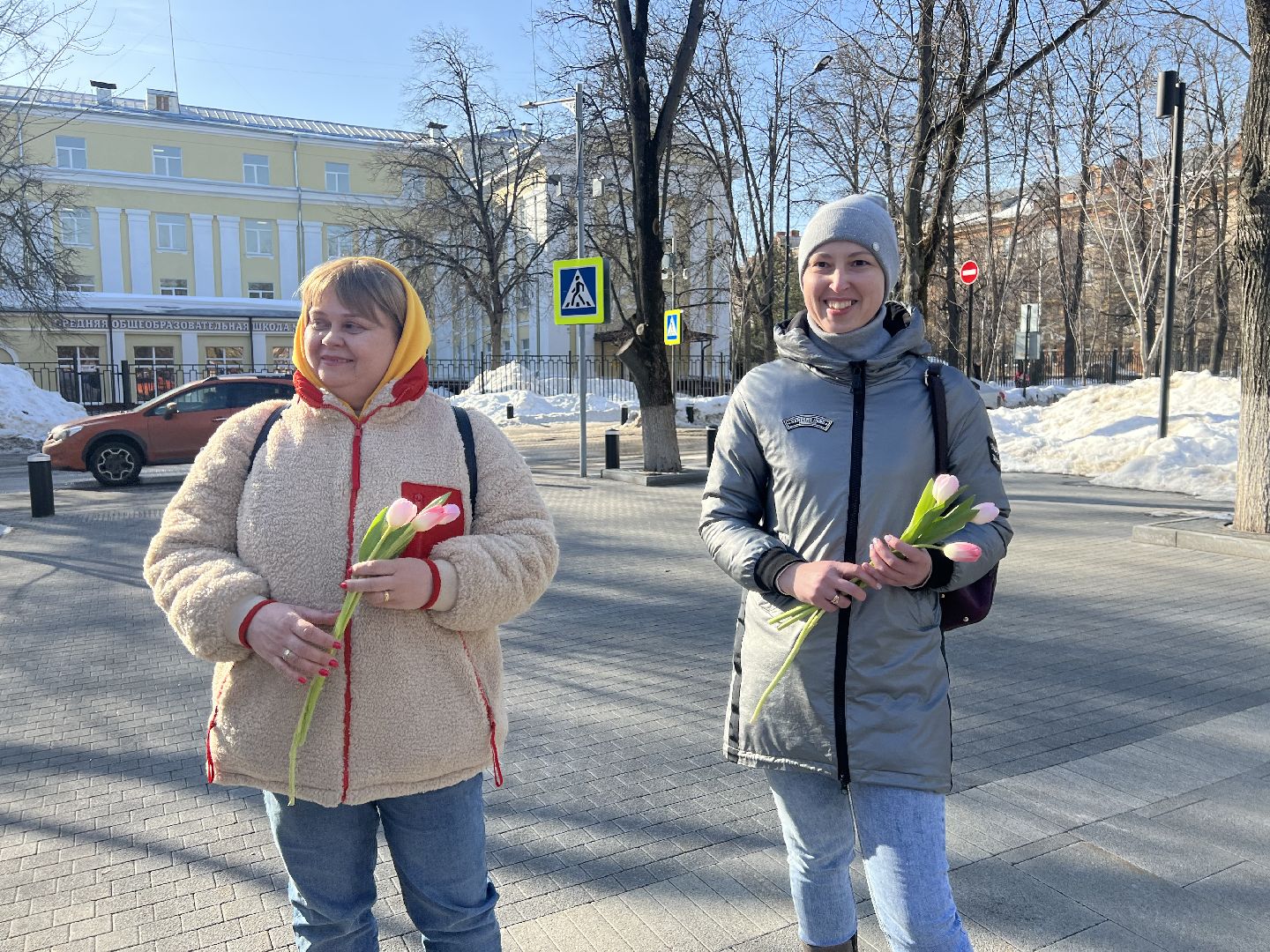поздравления, 8 марта, праздничное шествие, подарки, цветы, тюльпаны, Жуковский,
