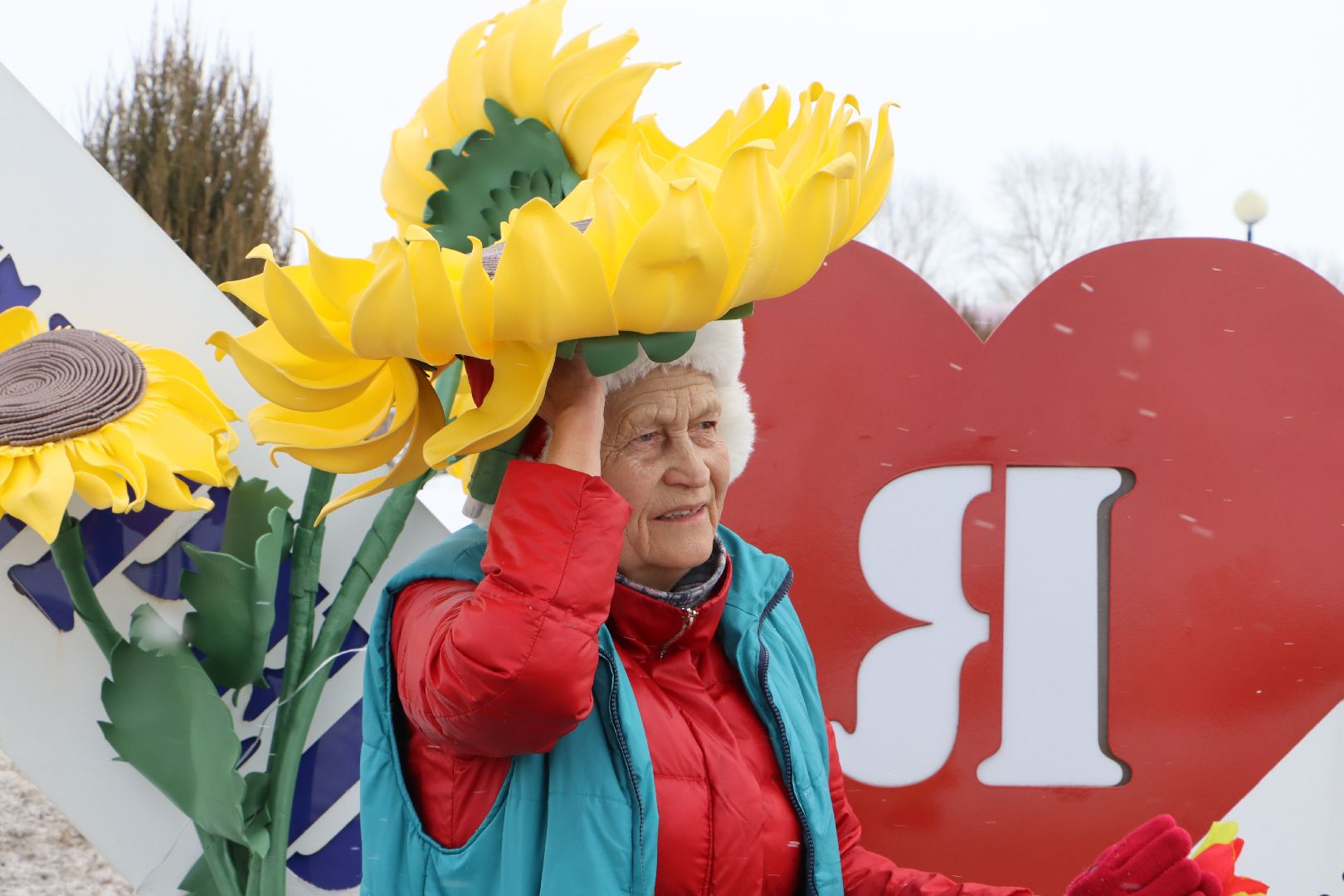 8 марта, парк Серебряный, Серебряыне Пруды, Международный женсий день, Весна цветы и комплименты,