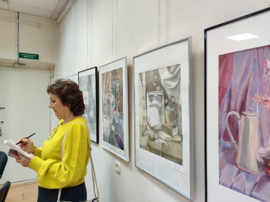 Красноармейск, дипломные рисунки, выставка, картинная галерея, детская школа искусств