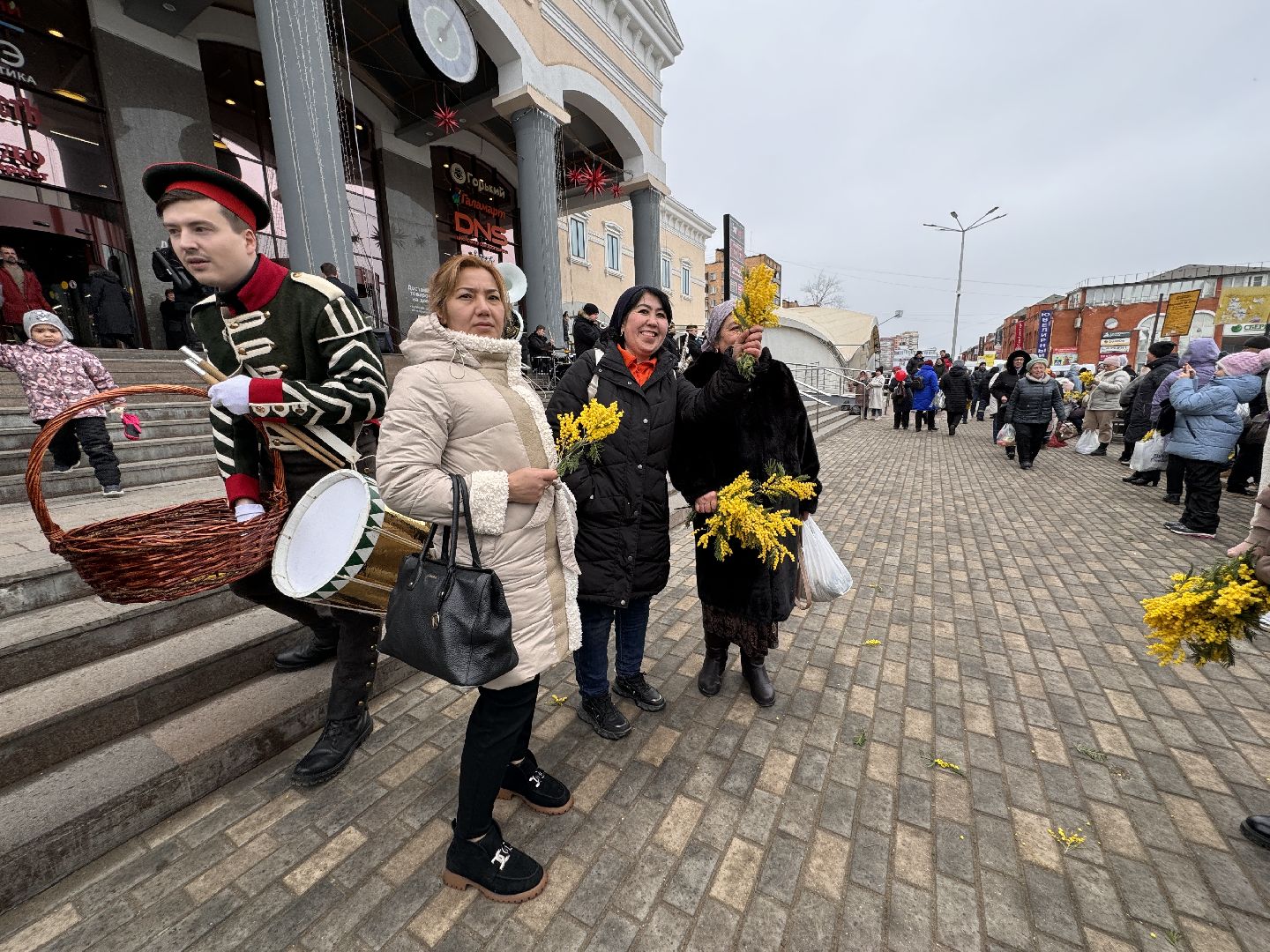 Одинцово, Гусары, 8 марта,