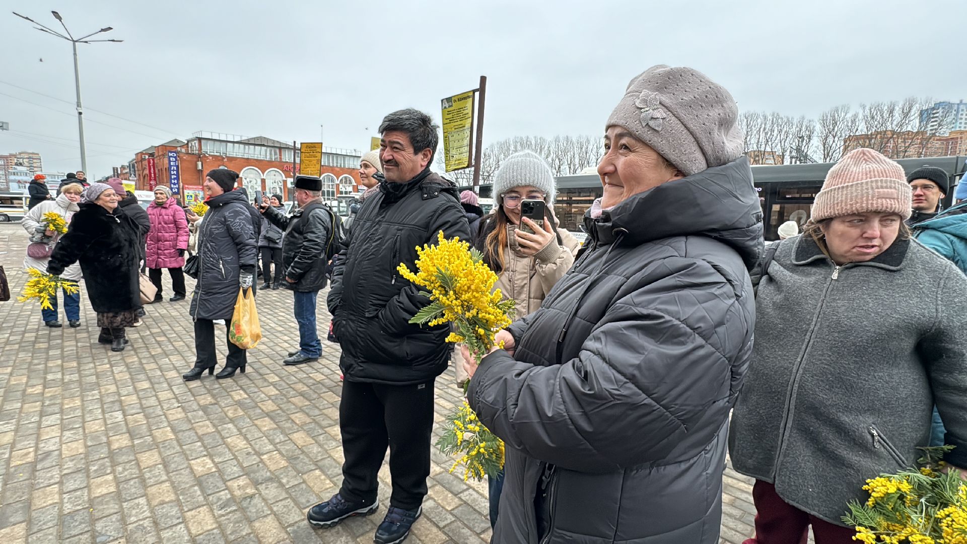 Одинцово, Гусары, 8 марта,