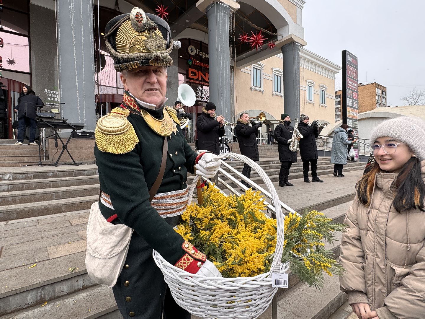 Одинцово, Гусары, 8 марта,