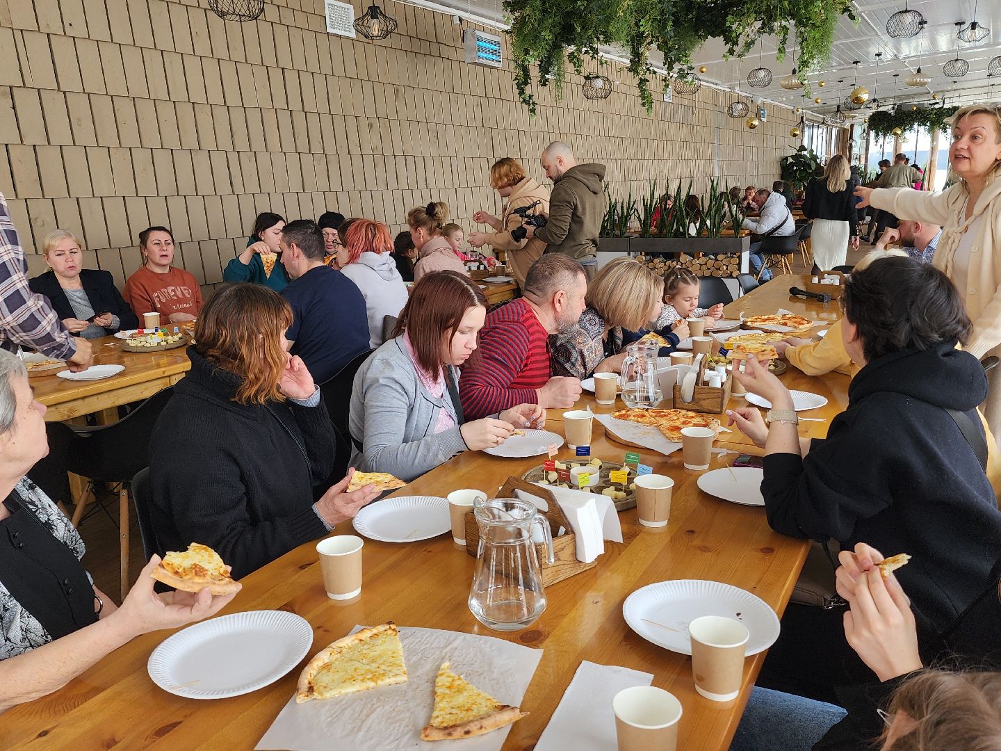 семьи участников сво, 8 марта, сыроварня,