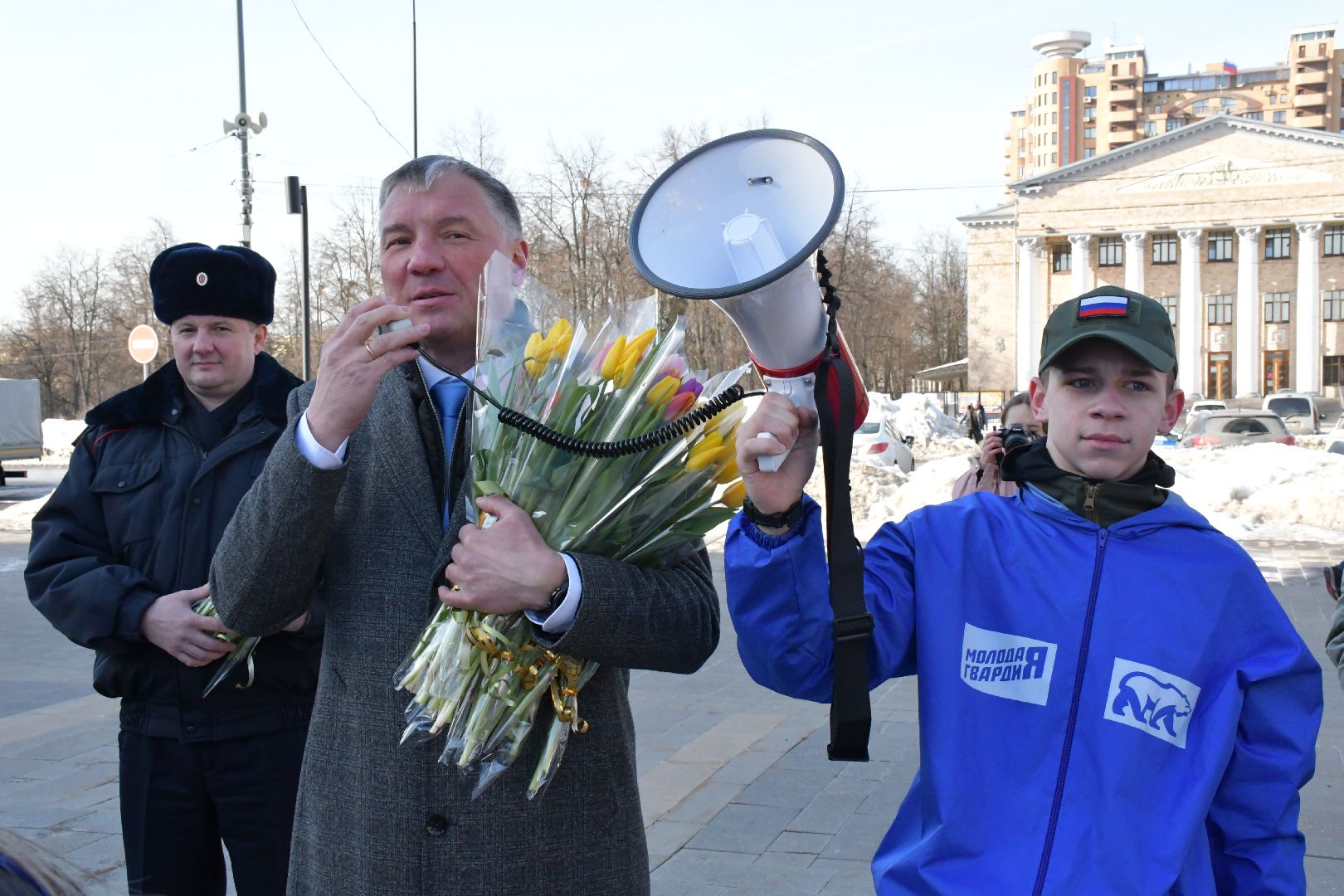 8 марта, шествие, бульвар маяковского, борис аубакиров, волонтеры подмосковья, молодая гвардия,