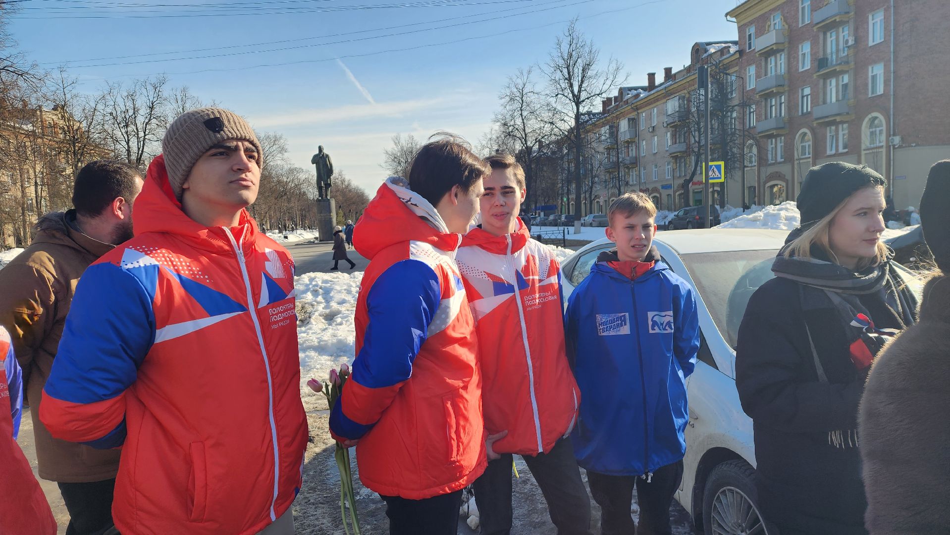 8 марта, шествие, бульвар маяковского, борис аубакиров, волонтеры подмосковья, молодая гвардия,