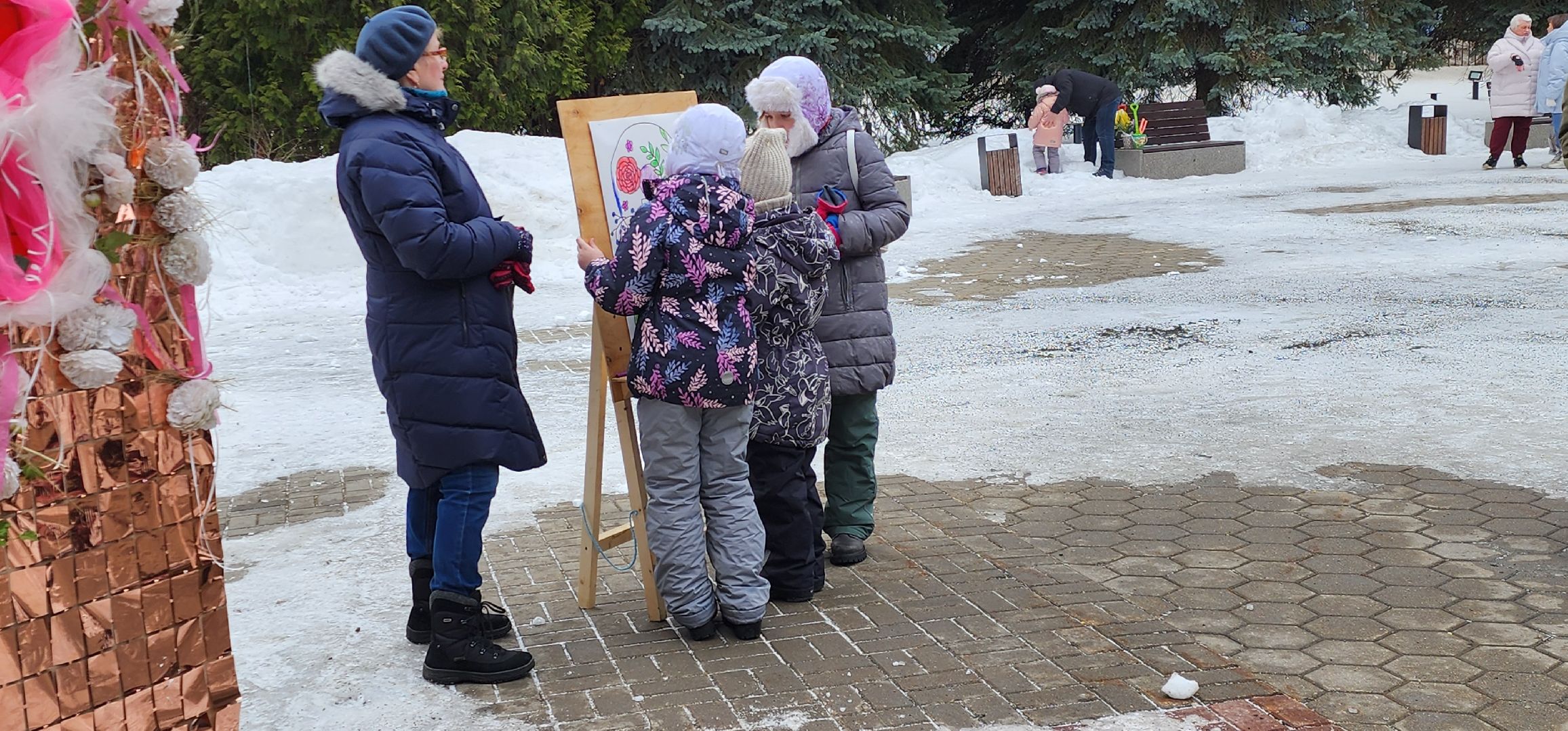 8 Марта, парк Елочки, Домодедово,