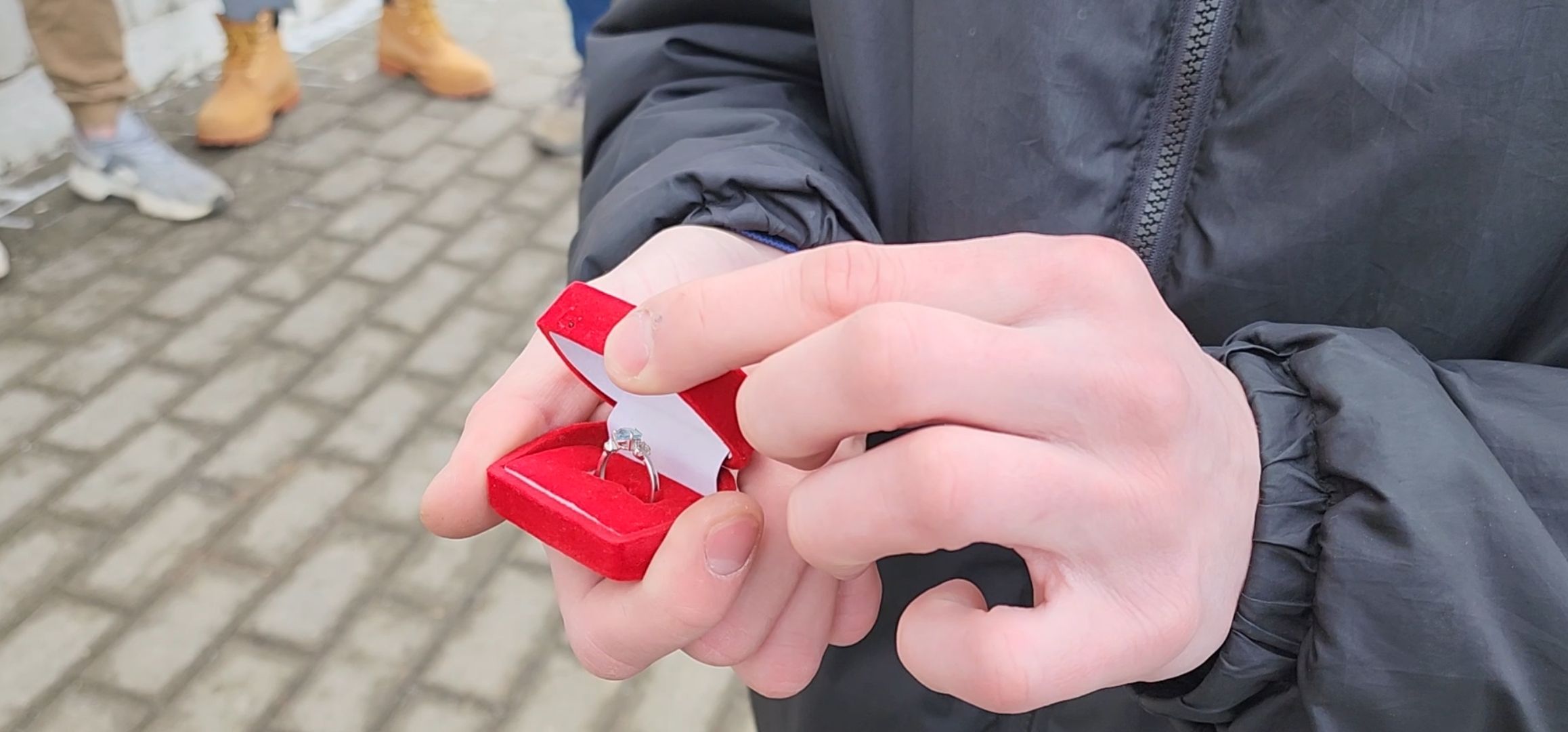 кашира, 8 марта, предложение руки и сердца, сюрприз, молодая семья, свадьба,