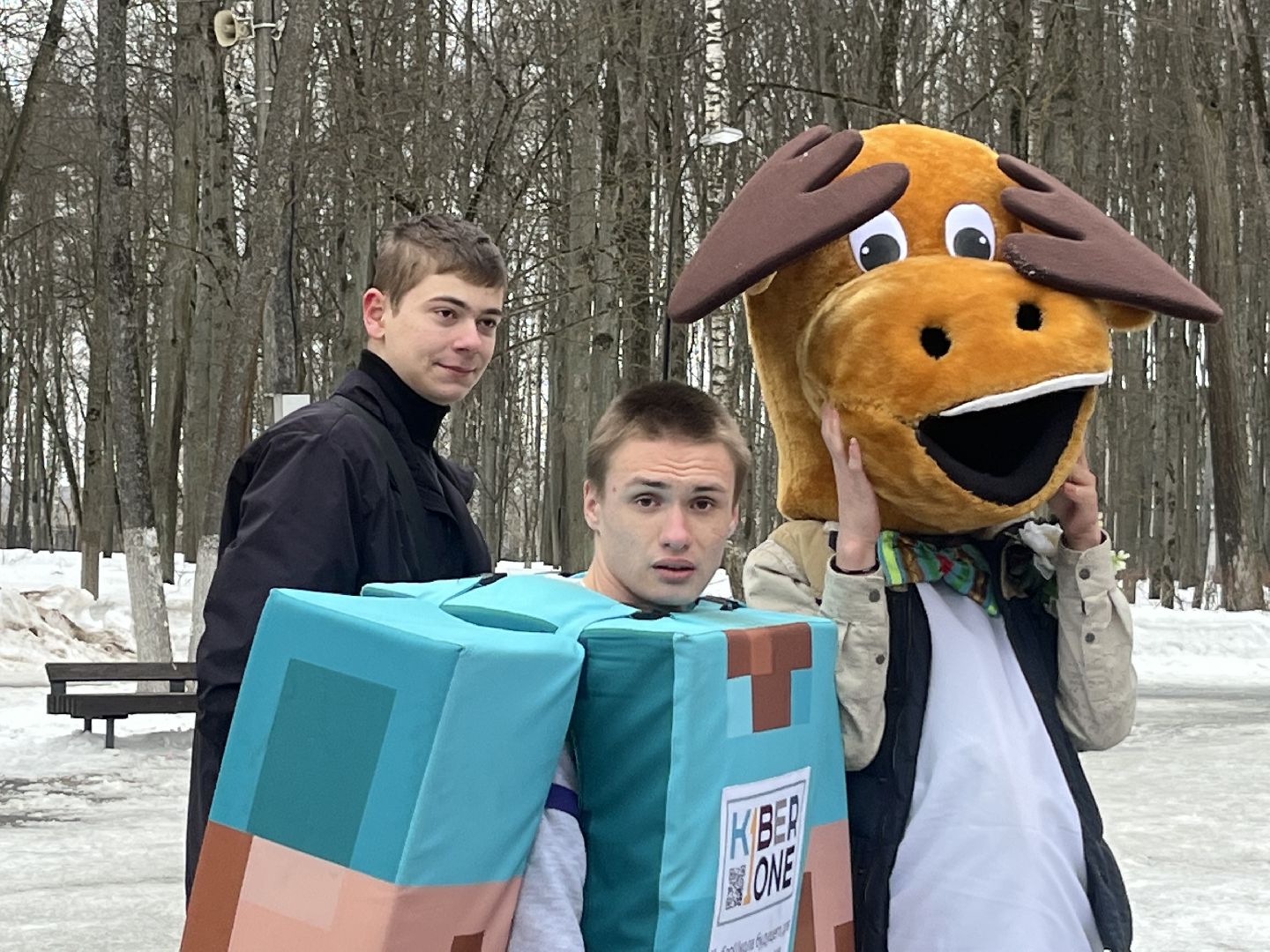 наро-фоминск, центральный парк наро-фоминска, женский день, разрешите поздравить, культура подмосковья, парки подмосковья,