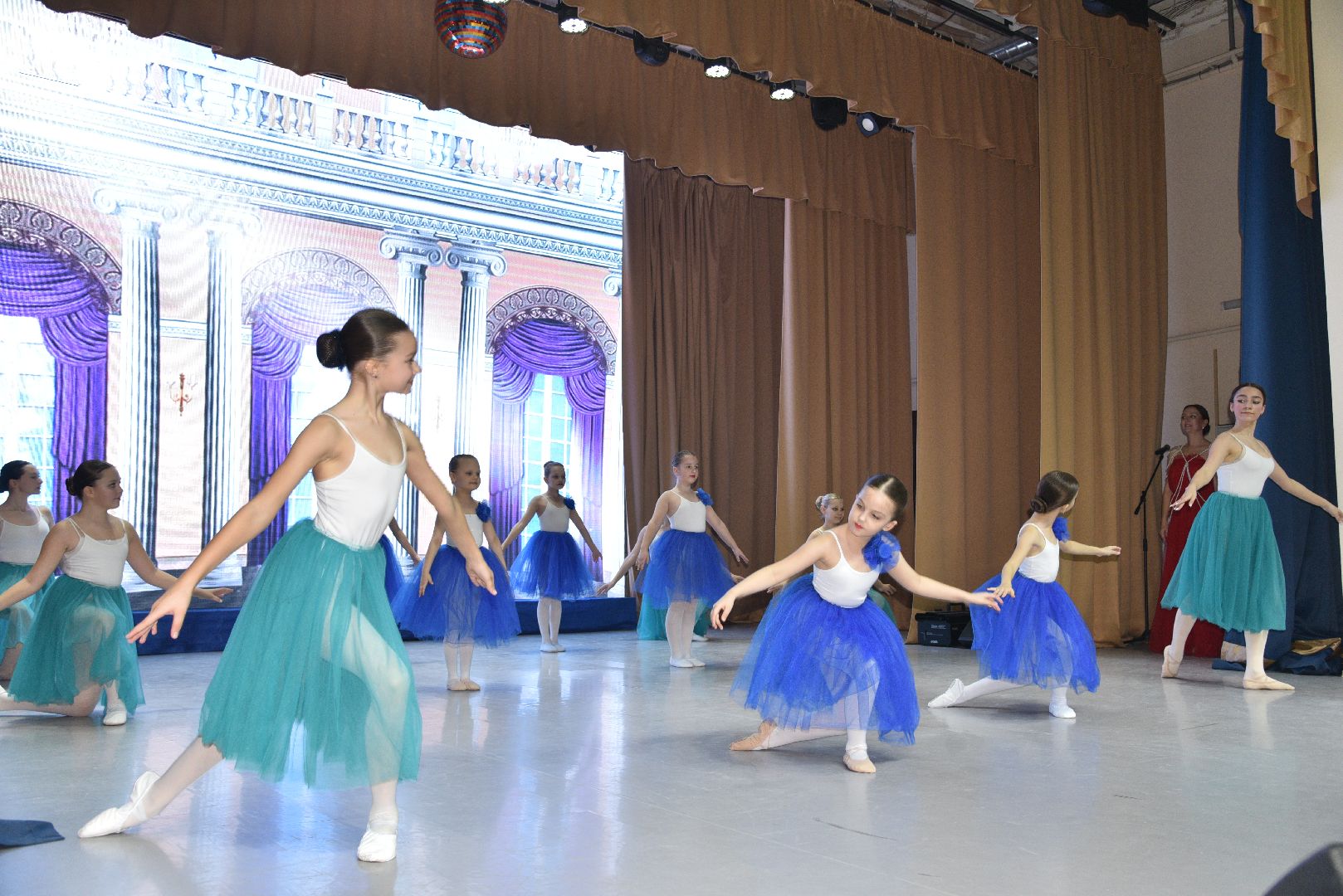 лотошино, арабеск, балетная студия, хореография,