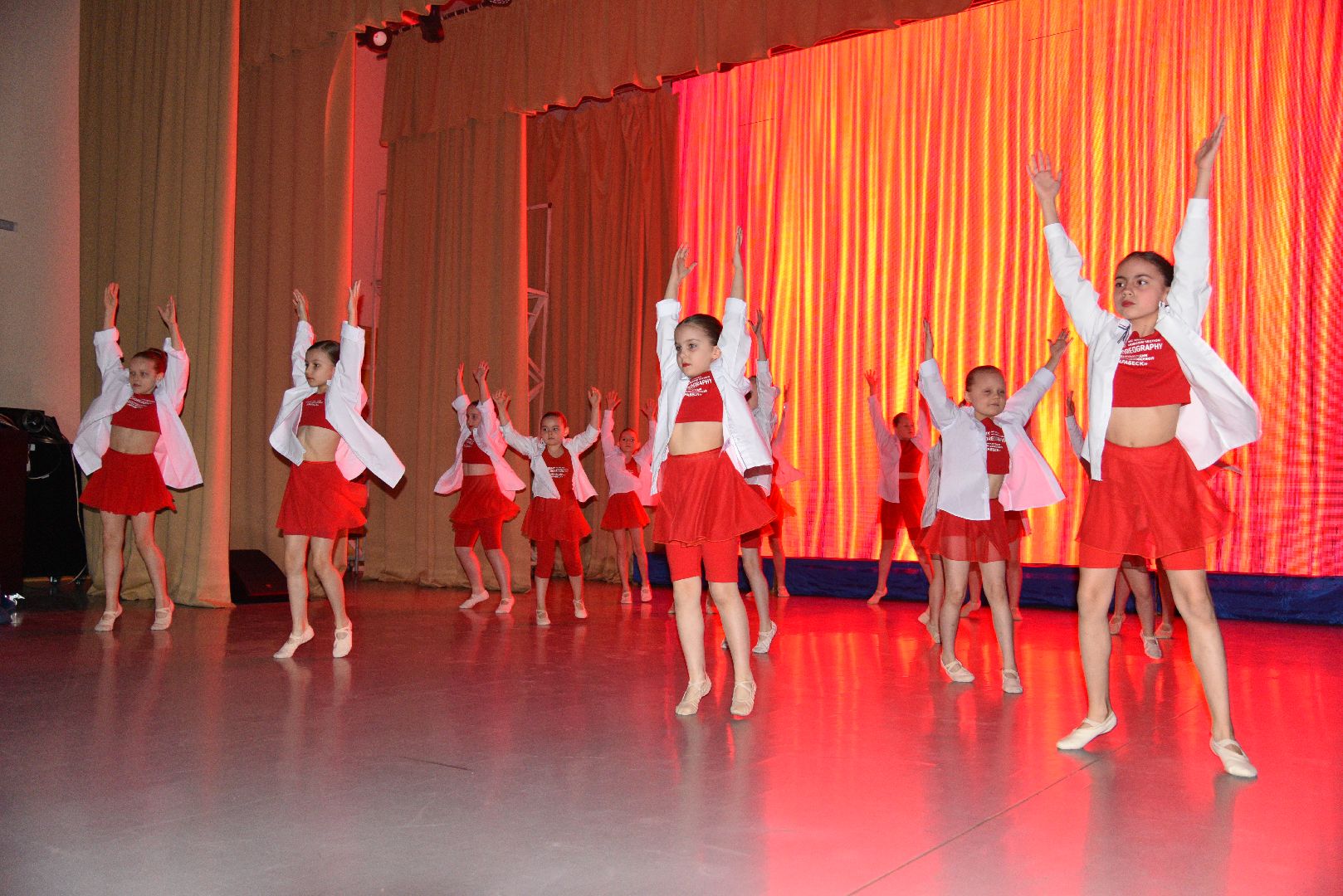 лотошино, арабеск, балетная студия, хореография,