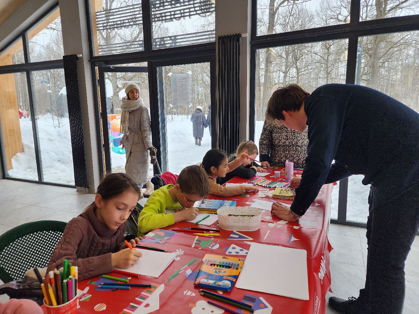 фрязино, лесопарк, волонтеры, международный женсий день,