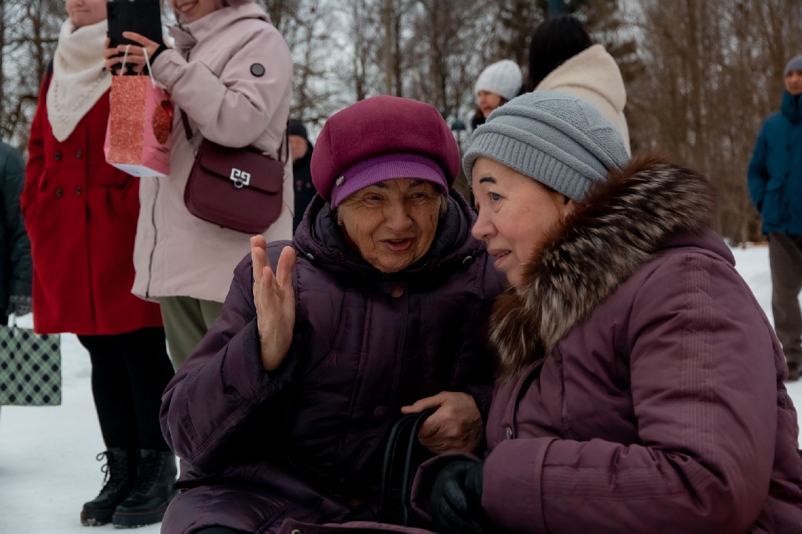 фрязино, лесопарк, волонтеры, международный женсий день,