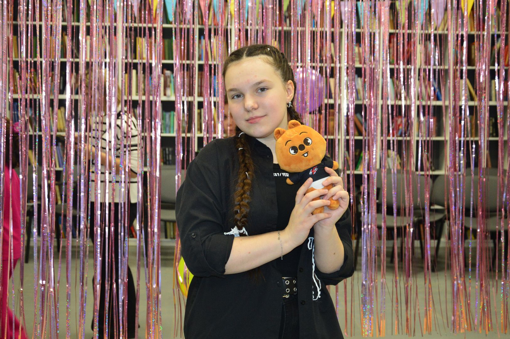 шатура, сакура, пуантилизм, мастер-класс по рисованию, культура, культура подмосковья, городской округ культура, творчество, библиотекарь,