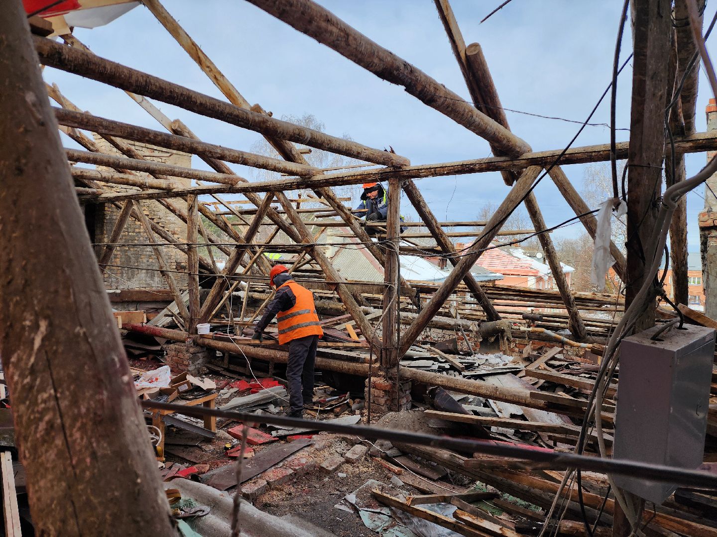 серпухов, улица калинина, жкх, замена кровли, капитальный ремонт,