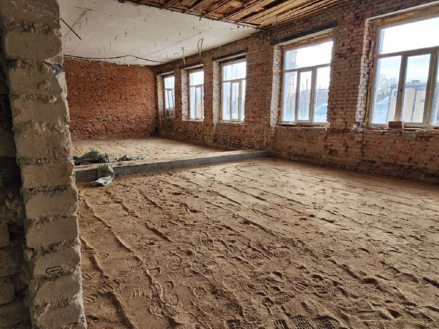 Школа, капитальный ремонт, монтажные работы, Рабочие, Образование,