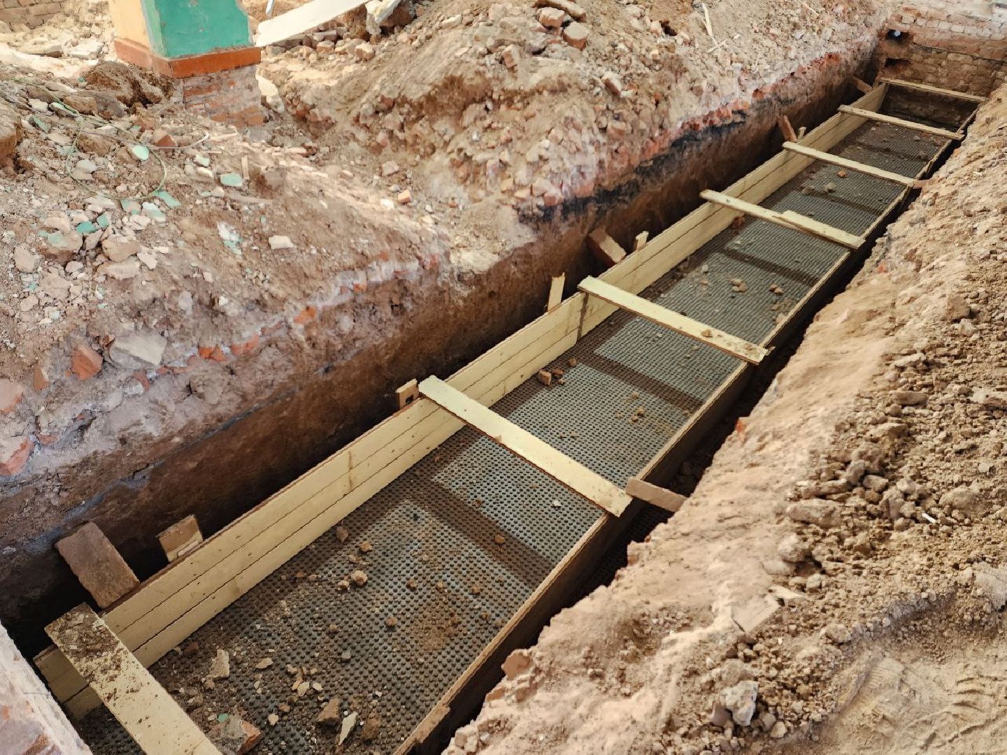 Школа, капитальный ремонт, монтажные работы, Рабочие, Образование,