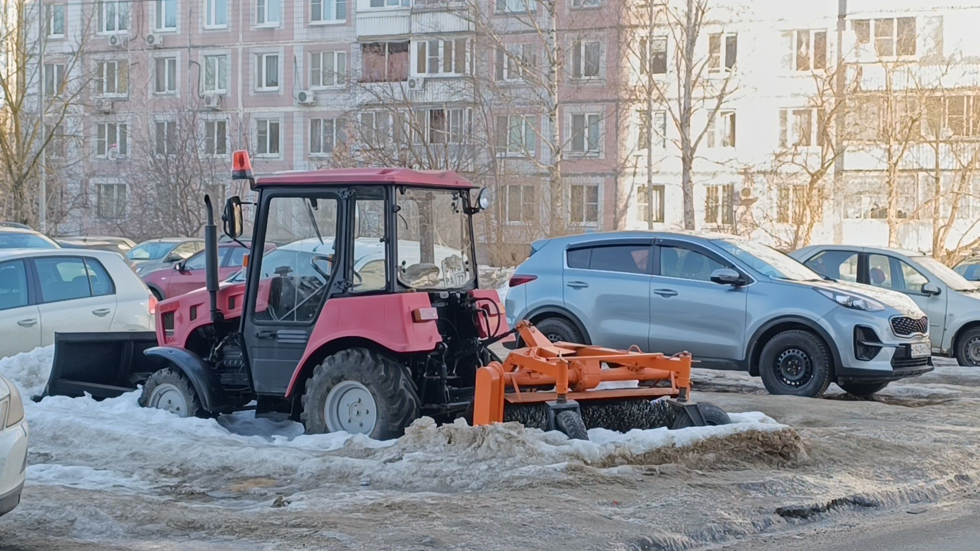 лобня, детская площадка, уборка льда,