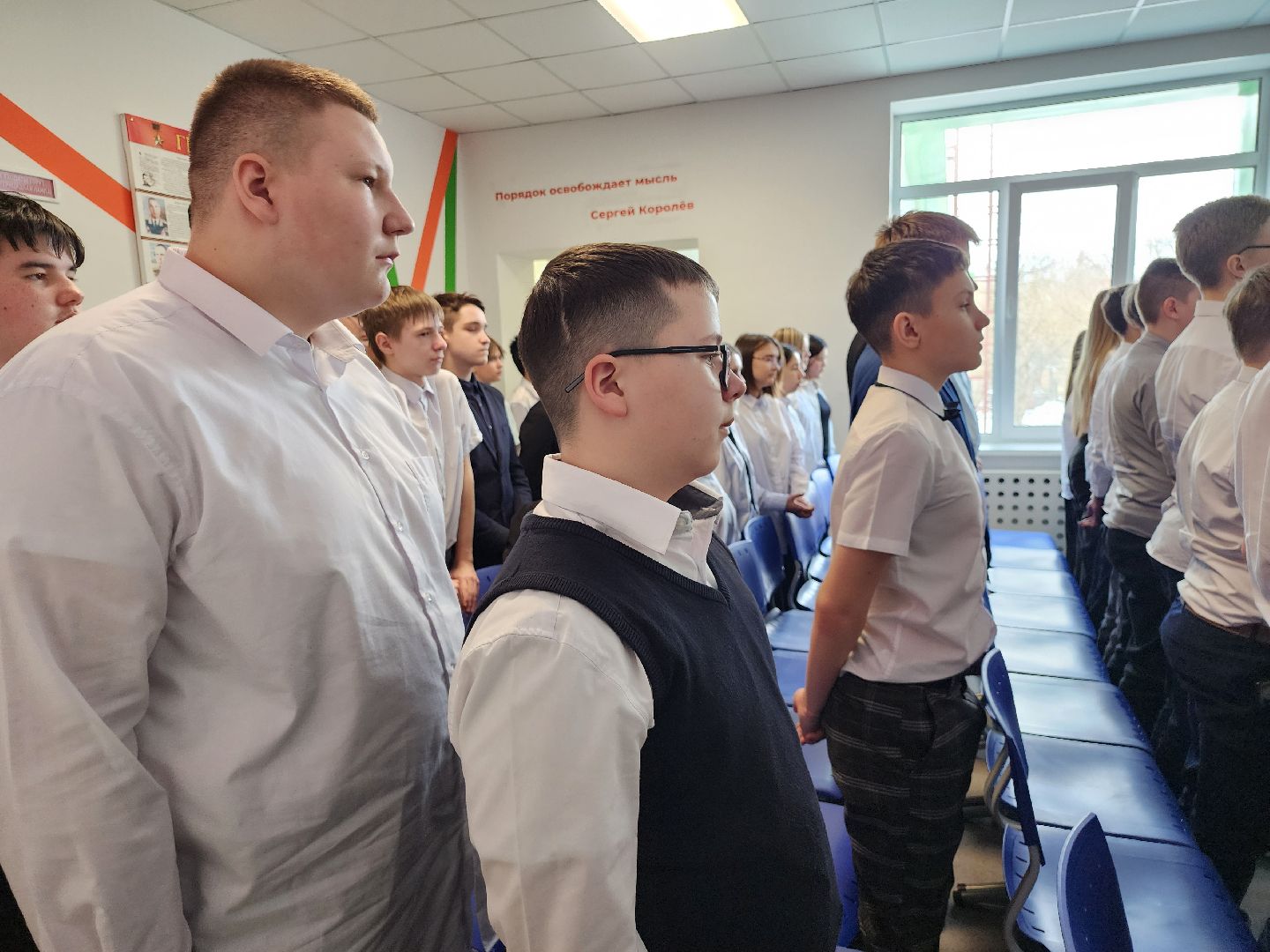 серпухов, подмосковье, парта героя, школа 13, герой сво, специальная операция, специальная военная операция, сво,