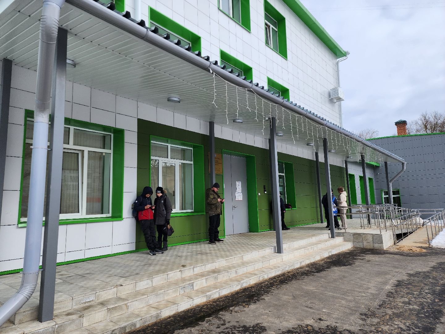 серпухов, подмосковье, парта героя, школа 13, герой сво, специальная операция, специальная военная операция, сво,