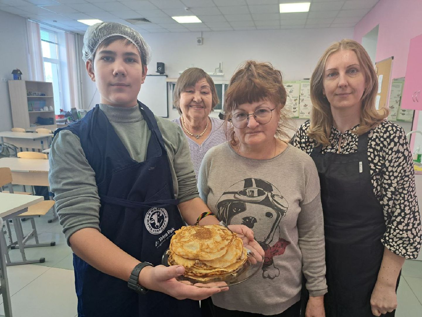 Подмосковье, Городской округ Пушкинский, Ивантеевка, образование, активное долголетие, неделя добрых дел,
