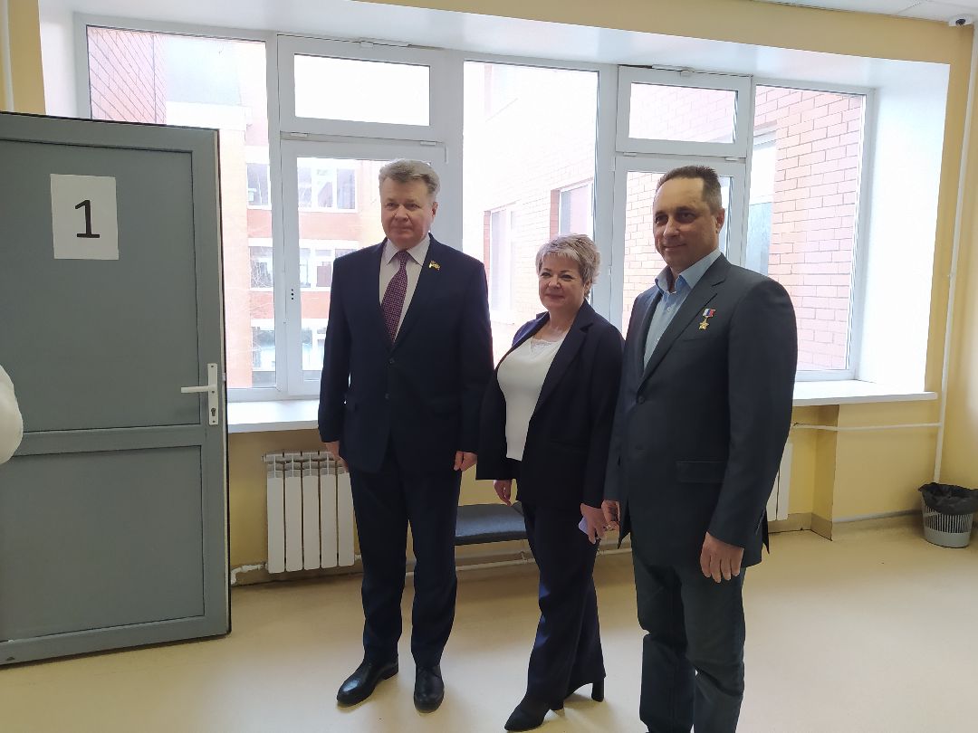 Акция, ЕГЭ, школа, экзамен