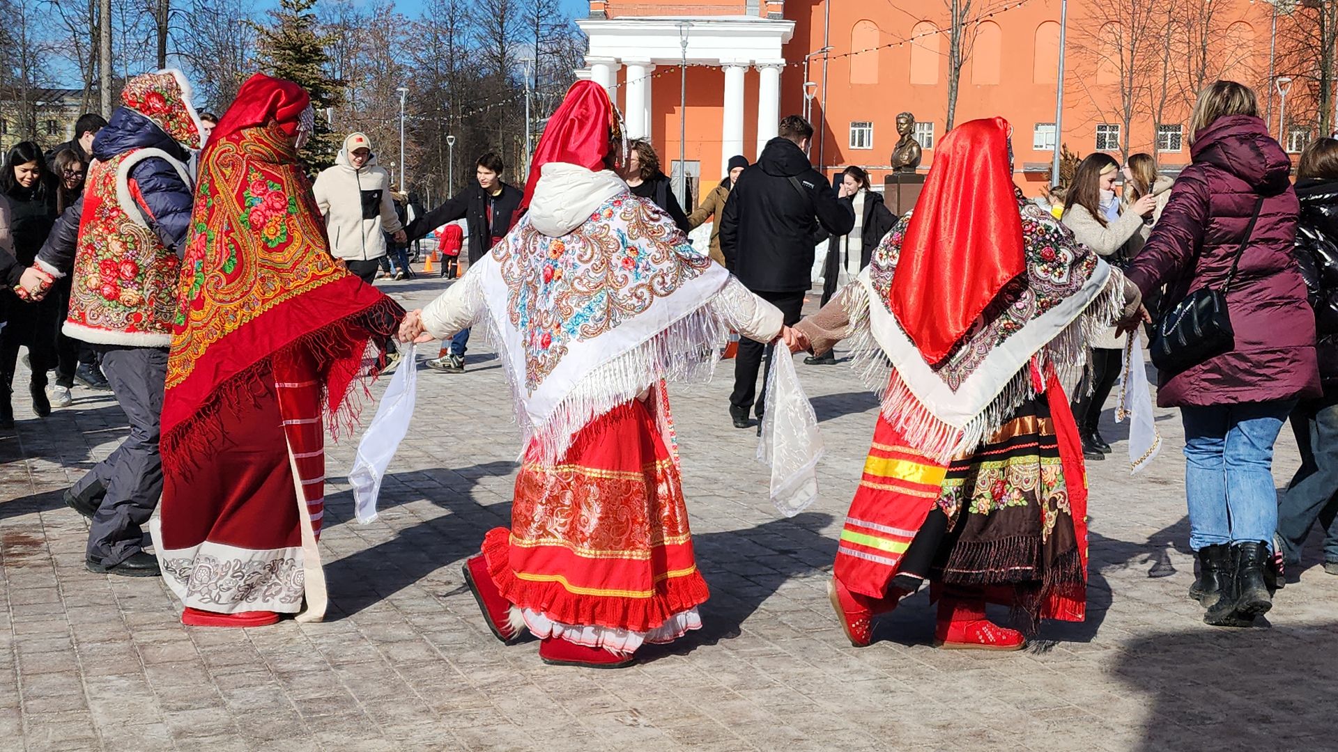 электросталь, мой город, жители города, праздник, масленица, молодежь, молодежь электростали, парк Восточный, культура и туризм в подмосковье, культура молодежь,