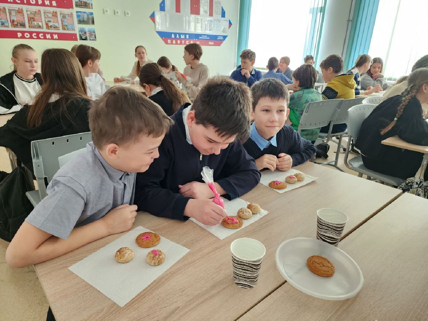 сво, чехов, неделя добрых дел, школа, пряники, специальная военная операция, дети,