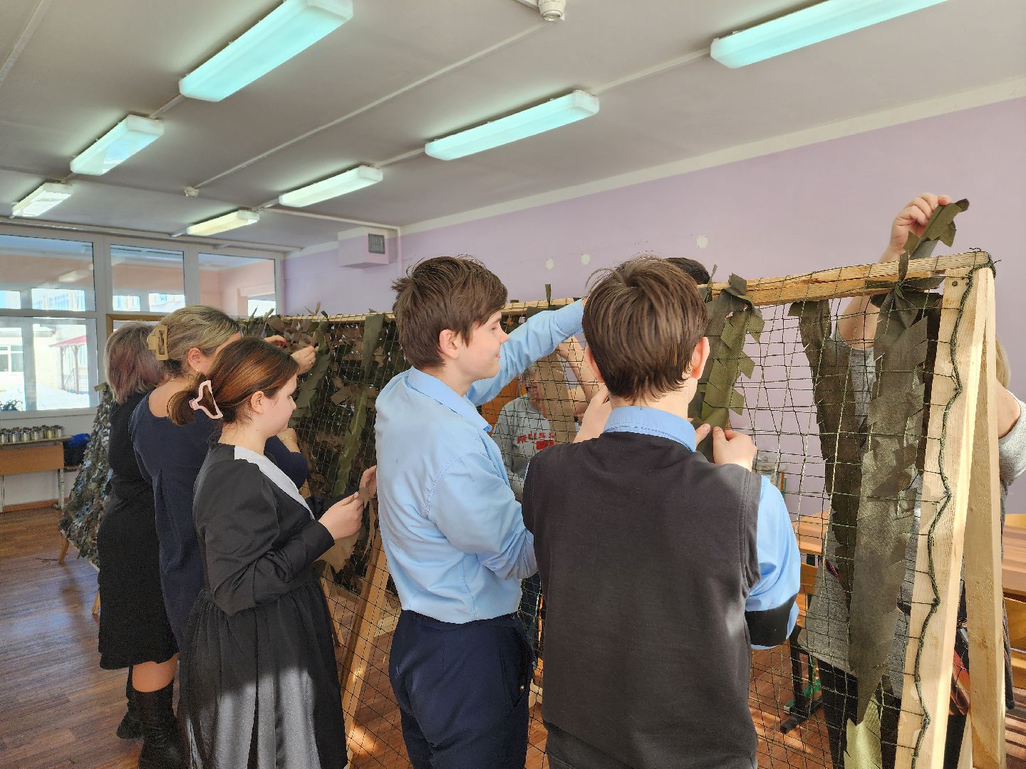 воскресенск, неделя добрых дел, доброе дело, помощь бойцам сво, маскировочные сети, окопные свечи,