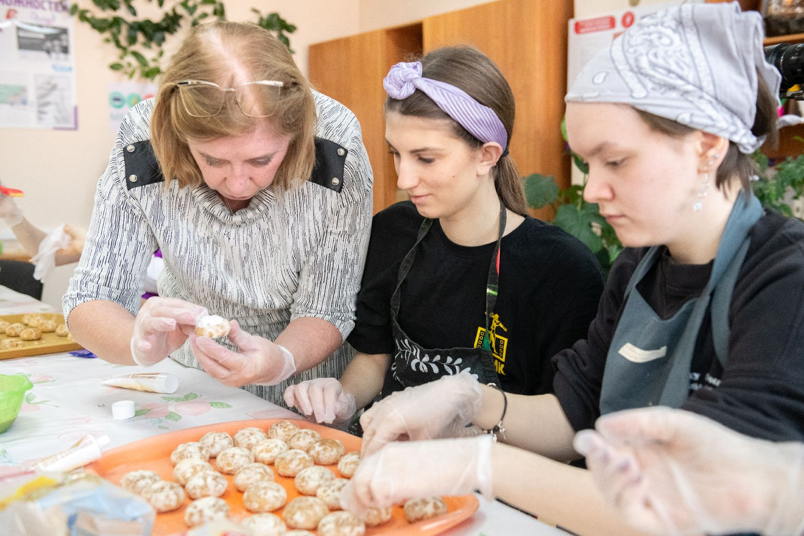 лыткарино, неделя добрых дел, пряники, печенья, роспись,