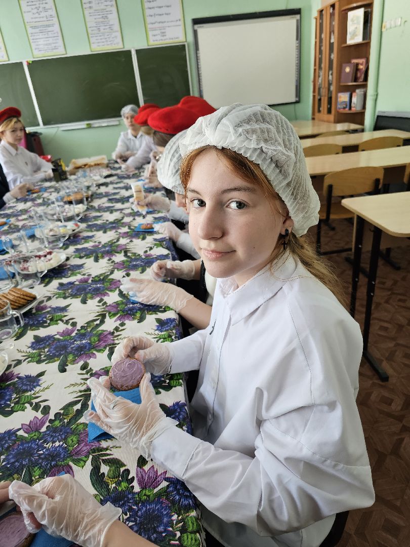 неделя добрых дел, пряники, глазурь, сети,