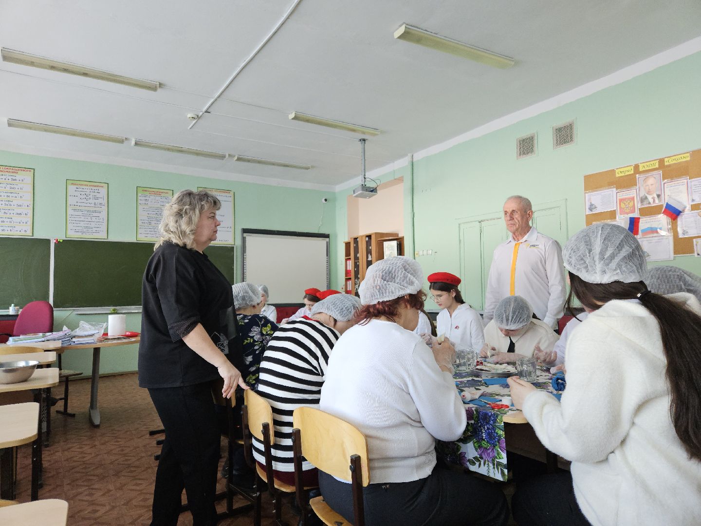 неделя добрых дел, пряники, глазурь, сети,